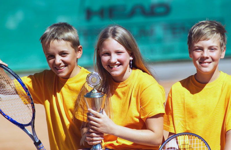 Спортивные лагеря теннис. Детский теннисный лагерь. Теннисный лагерь для детей в Подмосковье. Детский лагерь теннис. Спортивные теннисный лагерь.